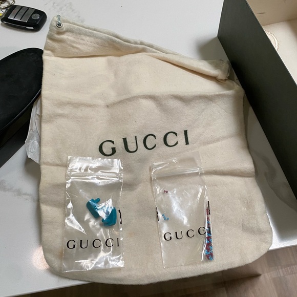 Gucci Glitter Thong Sandals- Vintage Tom Ford Collection - Picture 5 of 5